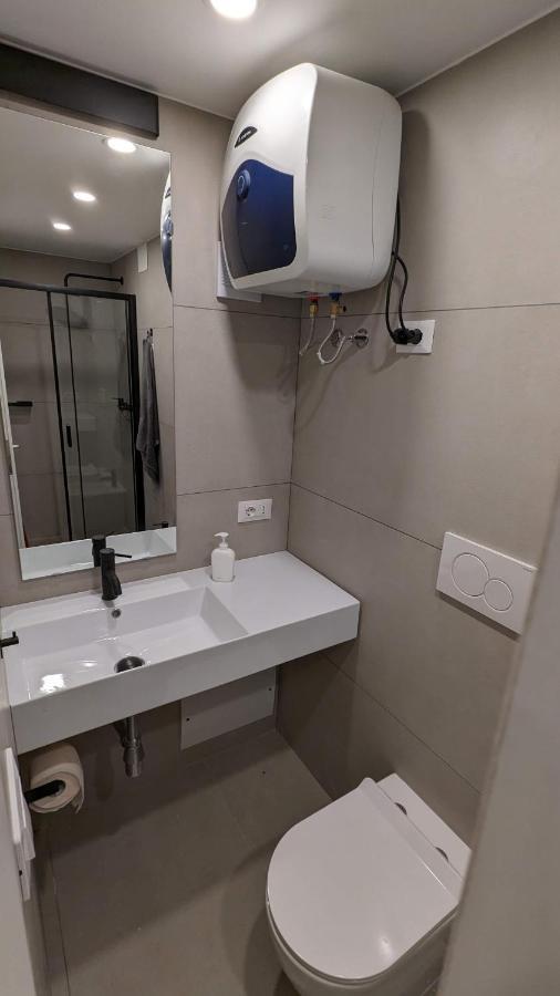 Valona 101 - Elegant Loft Apartman Bari Kültér fotó