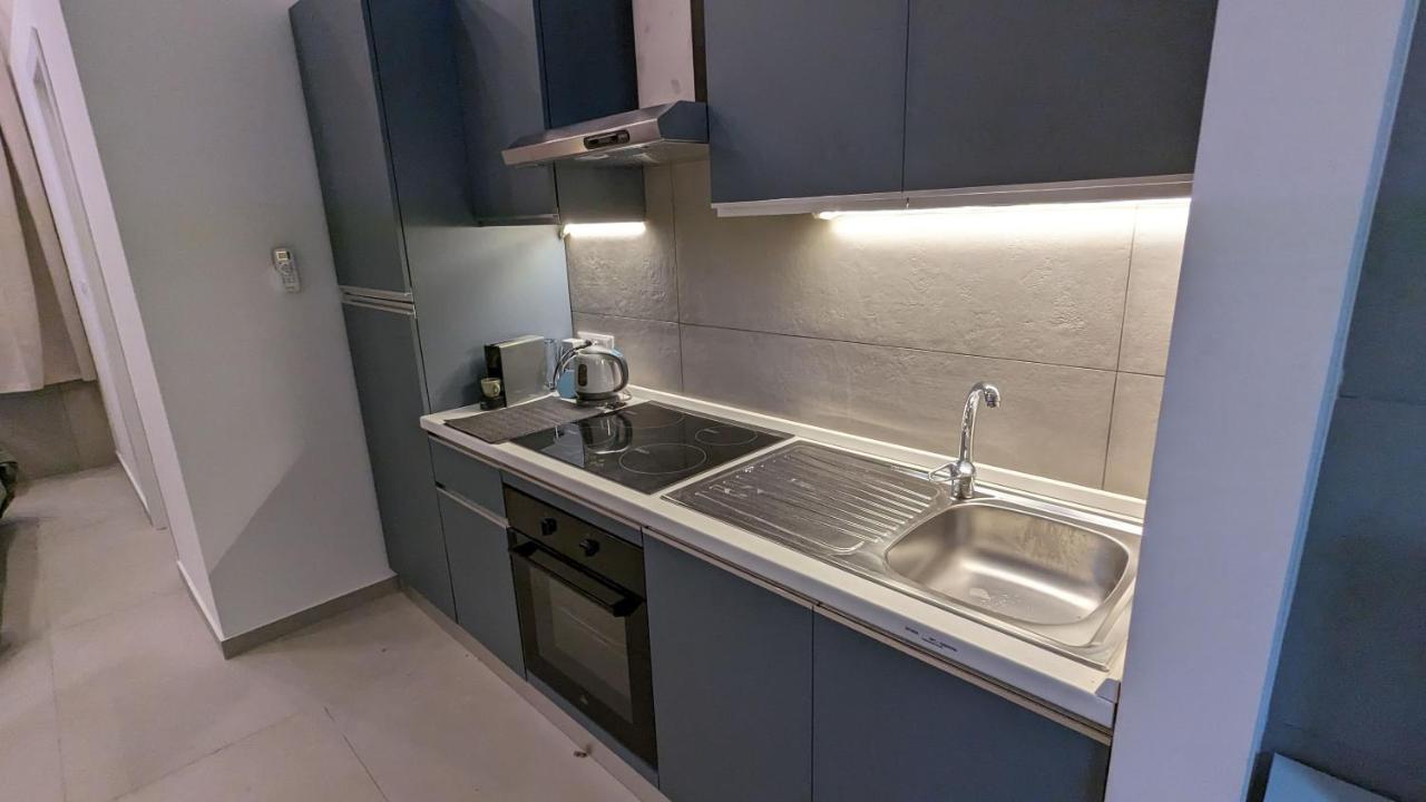 Valona 101 - Elegant Loft Apartman Bari Kültér fotó